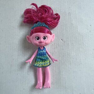 Mattel Pink Trolls Band Together Trendsettin Fashion Dolls Pink Hair